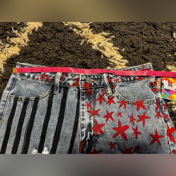 NWT Harley Quinn Birds Of Prey Denim Shorts - Stars and Stripes - Picture 11 of 11